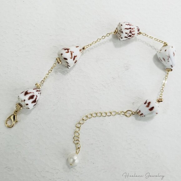 Brown Hebrew Cone Shell Bracelet - Picture 3 of 3